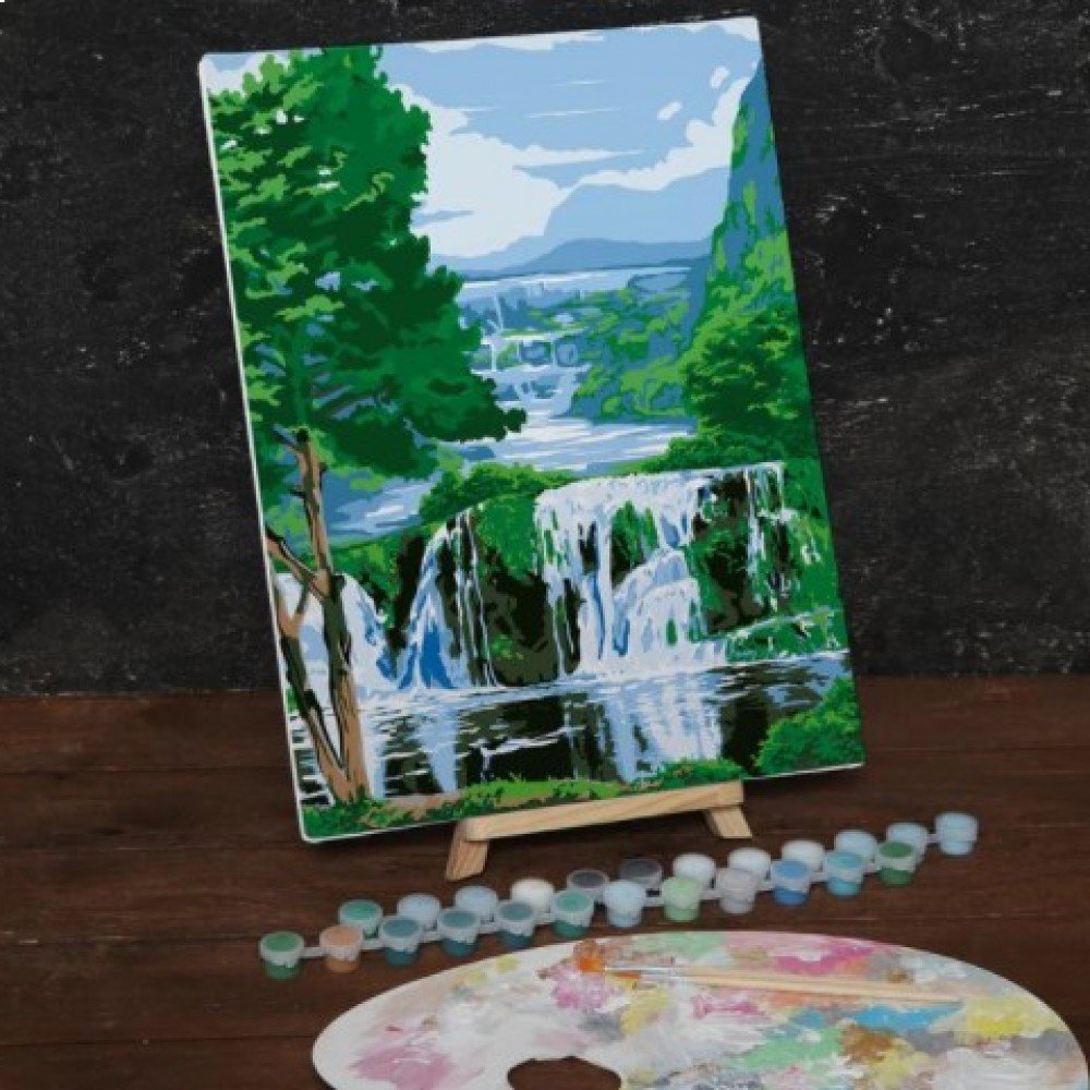 Купить Картина по номерам на холсте с подрамником «Водопад» 30х40 см -  Медведь Калуга