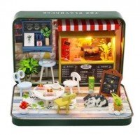 Конст-р интерьерный в шкатулке Летнее кафе, 66 эл, подсветка Медведь Калуга