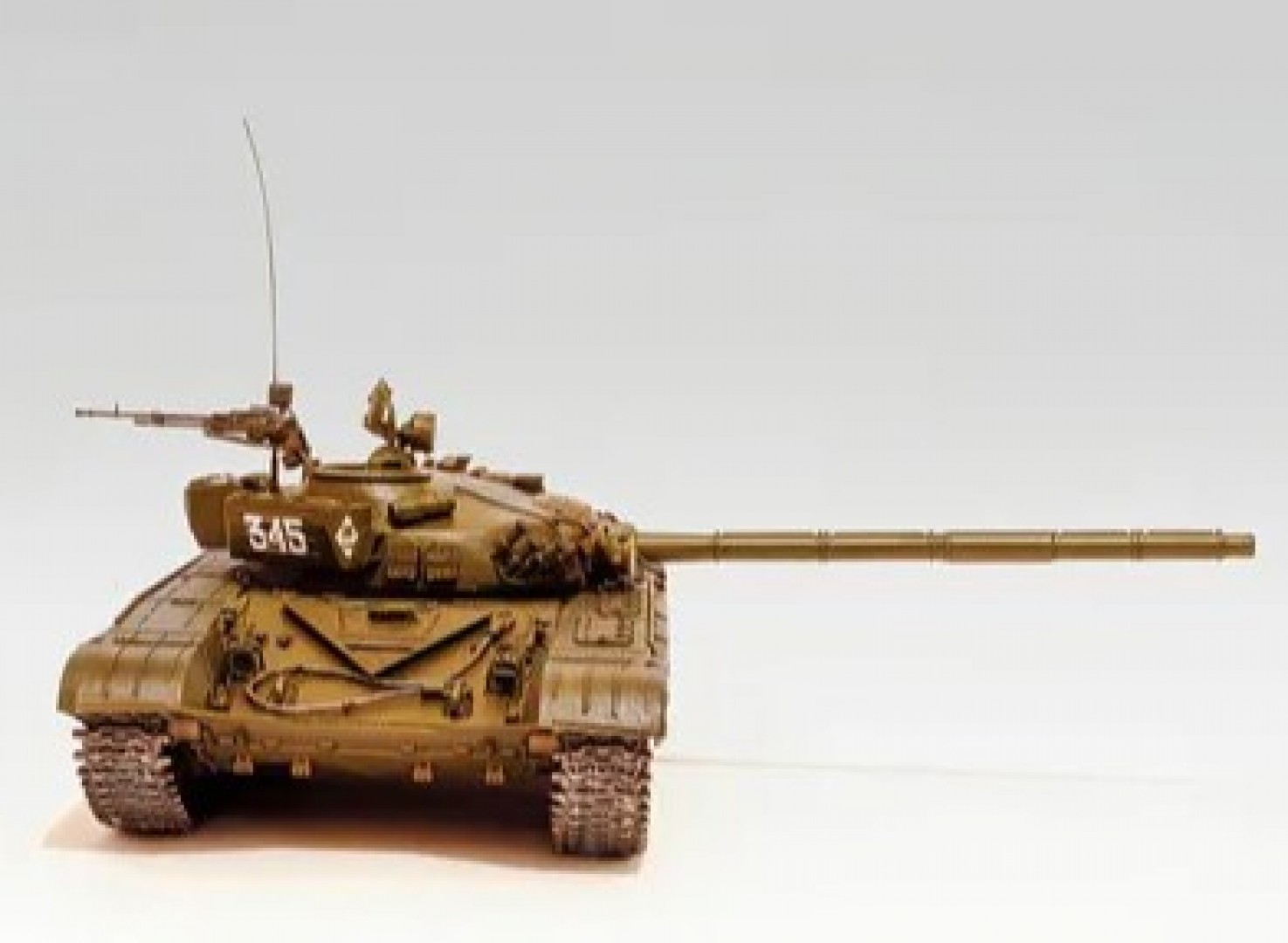 ПН304872  Игрушка  танк  Т-72М1 (1:48) с микроэлектродвигателем Медведь Калуга