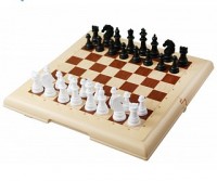 Настольная игра ДЕСЯТОЕ КОРОЛЕВСТВО 3883 шахматы в пласт.коробке Медведь Калуга